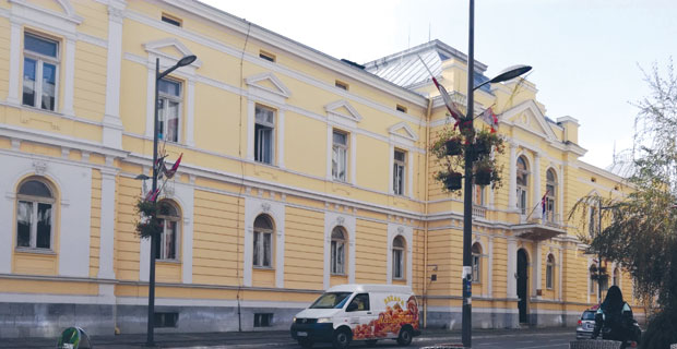 БОРЦИ ВАЉЕВА ПРОТИВ НЕПРАВДЕ: Тужбу морају повући јер је Жељко симбол страдања 